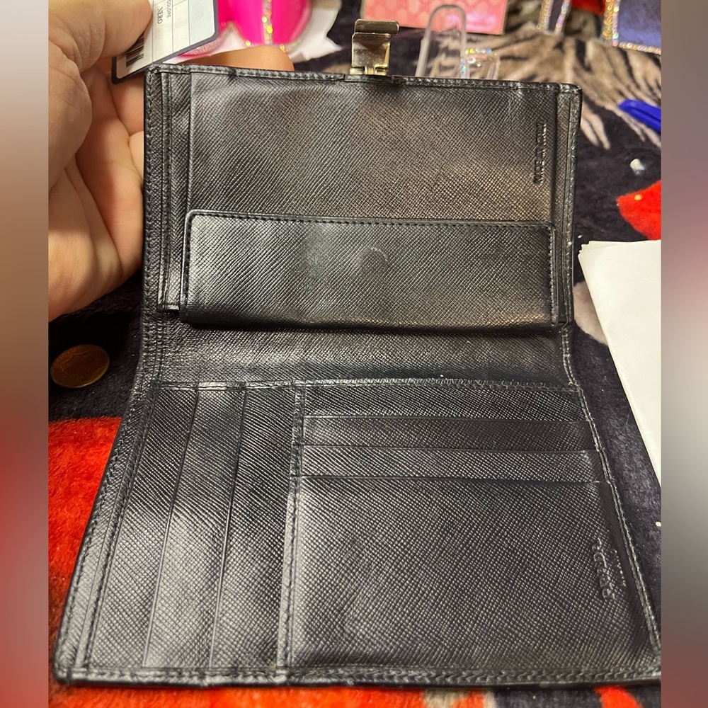 Prada EUC Vintage PTA Foglio in Pelle Saffiano Leather Bifold Black Wallet - Picture 11 of 15